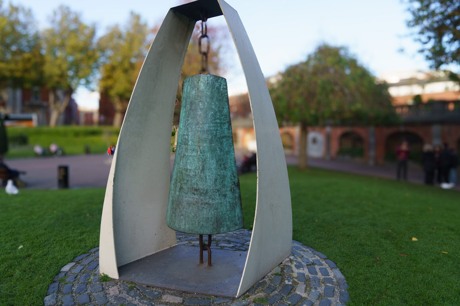 THE LIBERTY BELL BESIDE ST PATRICK'S CATHEDRAL [THE ARTIST IS VIVIENNE ROCHE]-224747-1