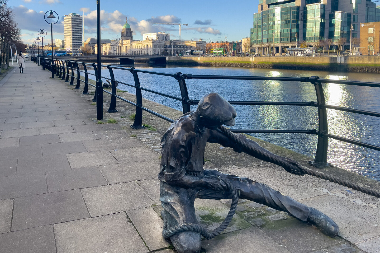 THE LINESMAN SCULPTURE BY DONY MacMANUS [LOCATED ON CITY QUAY - DUBLIN DOCKLANDS]-225486-1
