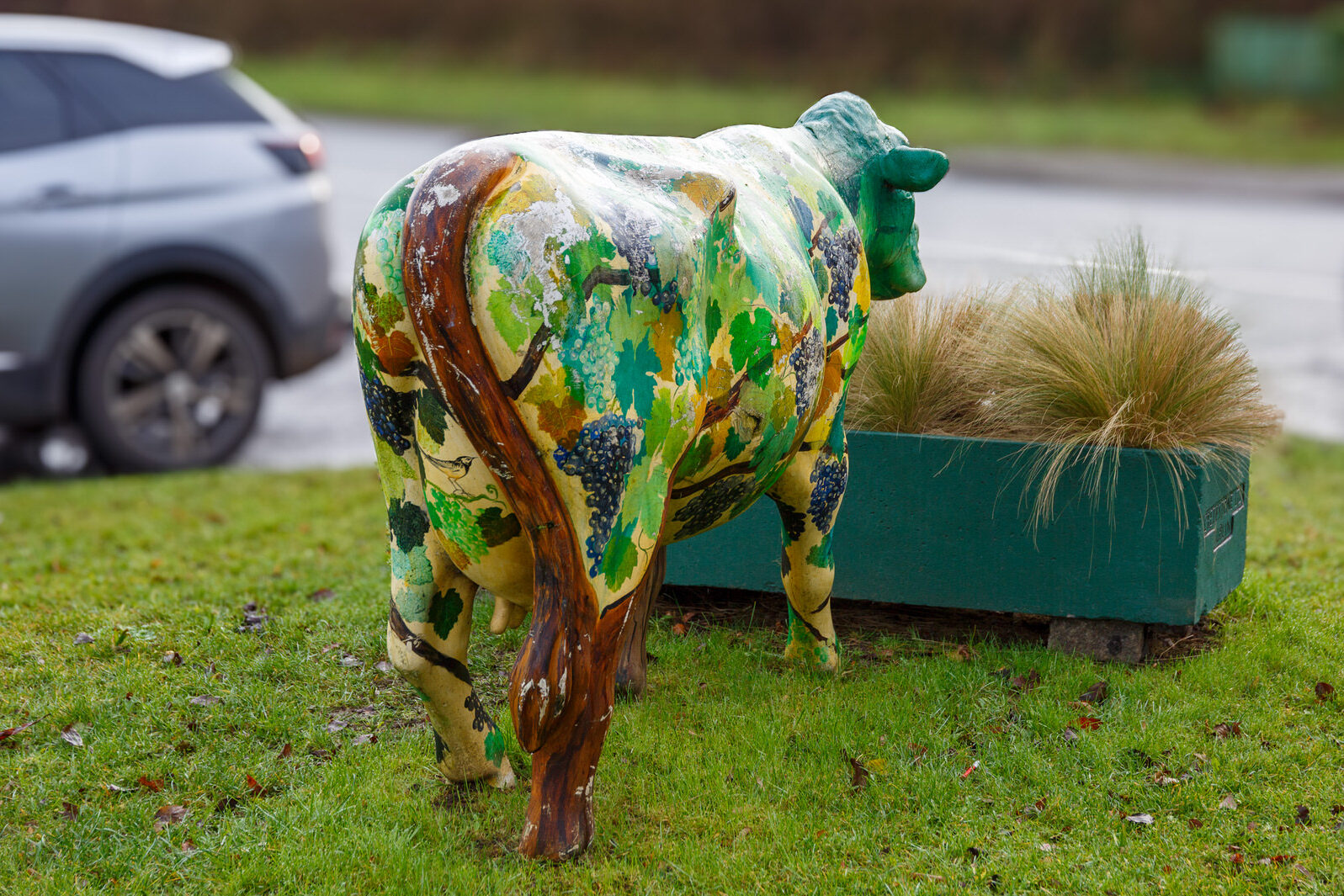 A COWPARADE COW SCULPTURE THAT I LIKE [LACKANASH ESTATE ON LINK ROAD IN TRIM COUNTY MEATH]-226413-1