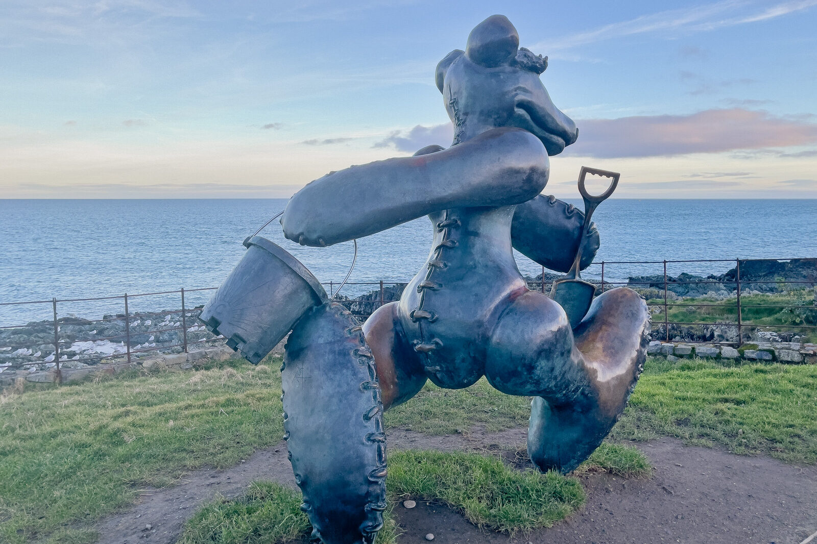 MY OLD FRIEND THE BEACH BEAR [A BEAR WITH ATTITUDE ON HIS WAY TO THE BEACH IN GREYSTONES]-225940-1