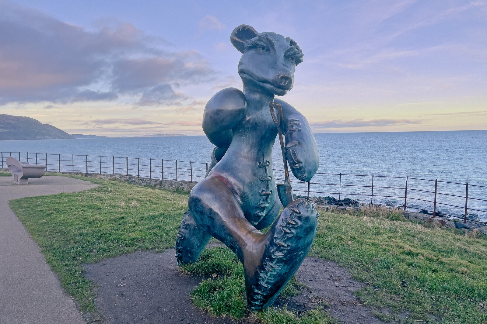 MY OLD FRIEND THE BEACH BEAR [A BEAR WITH ATTITUDE ON HIS WAY TO THE BEACH IN GREYSTONES]-225941-1