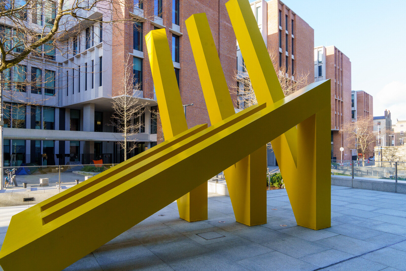 SCULPTURE BY MICHAEL BULFIN AT MIESIAN PLAZA [YELLOW STEEL GEOMETRIC REFLECTIONS]-227864-1