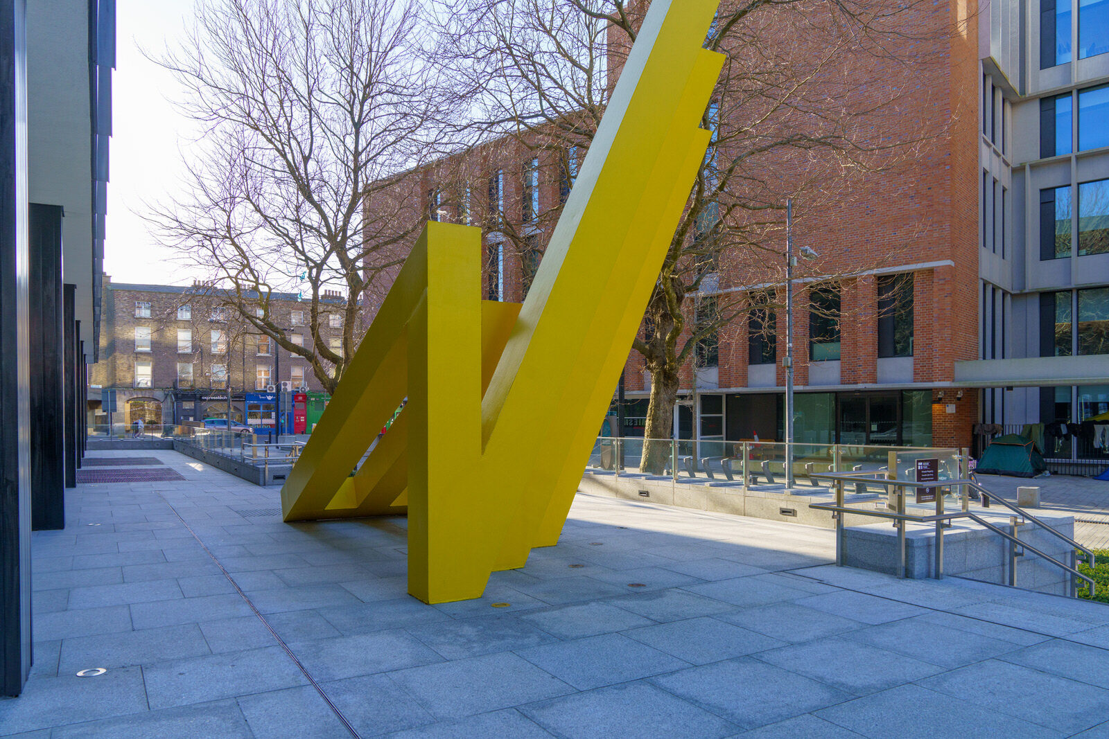 SCULPTURE BY MICHAEL BULFIN AT MIESIAN PLAZA [YELLOW STEEL GEOMETRIC REFLECTIONS]-227866-1