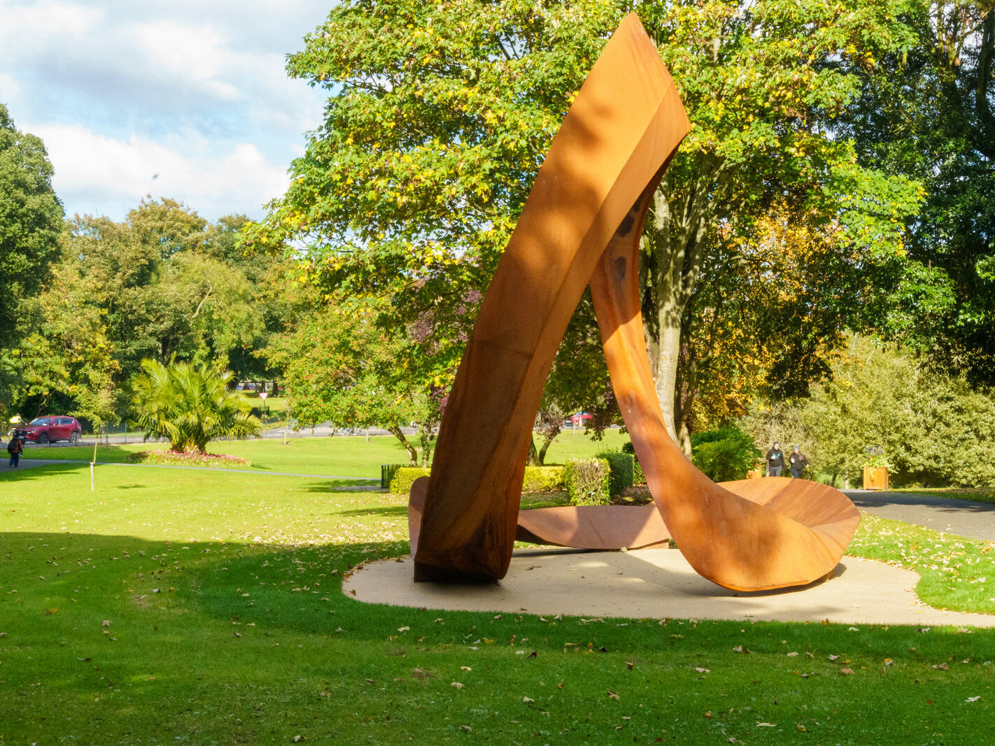 EMBRACED LOOP [CORTEN STEEL SCULPTURE BY ANAISA FRANCO]-242386-1