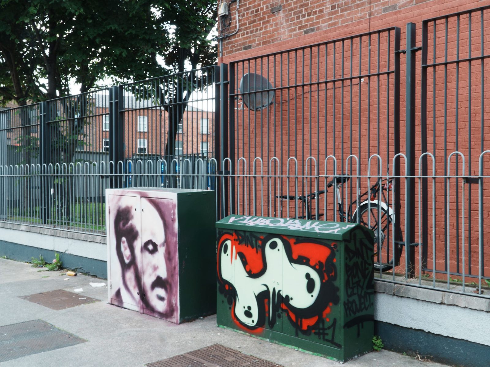 EXAMPLES OF PAINT-A-BOX STREET ART [NORTH KING STREET] 001