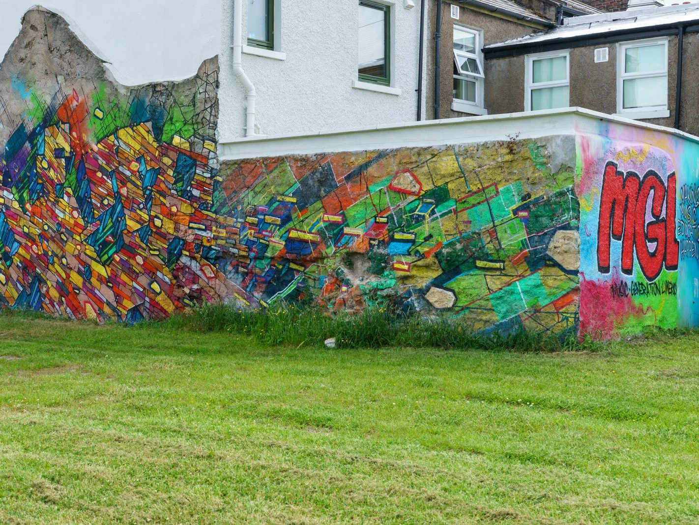 A VERY LIMITED SELECTION OF STREET ART [URBAN EXPRESSION IN LIMERICK JULY 2016]-227643-1