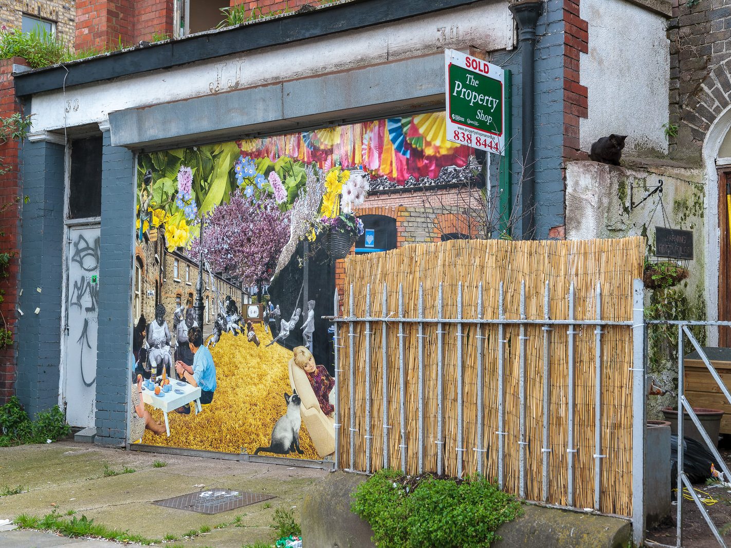 DEFACED ARTWORK AND MURAL AT 30 MANOR STREET [LOCALLY KNOWN AS THE PIGEON HOUSE]-223836-1