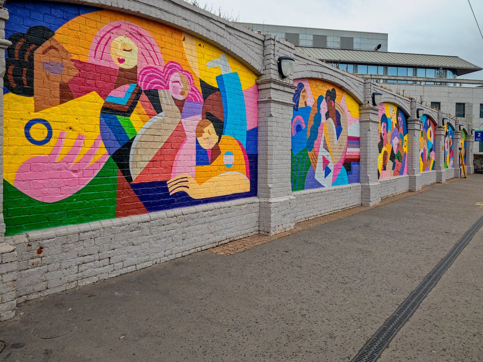 MURALS BY CLAIRE PROUVOST AT TARA STREET DART STATION [HALLOWEEN 2024]-244270-1