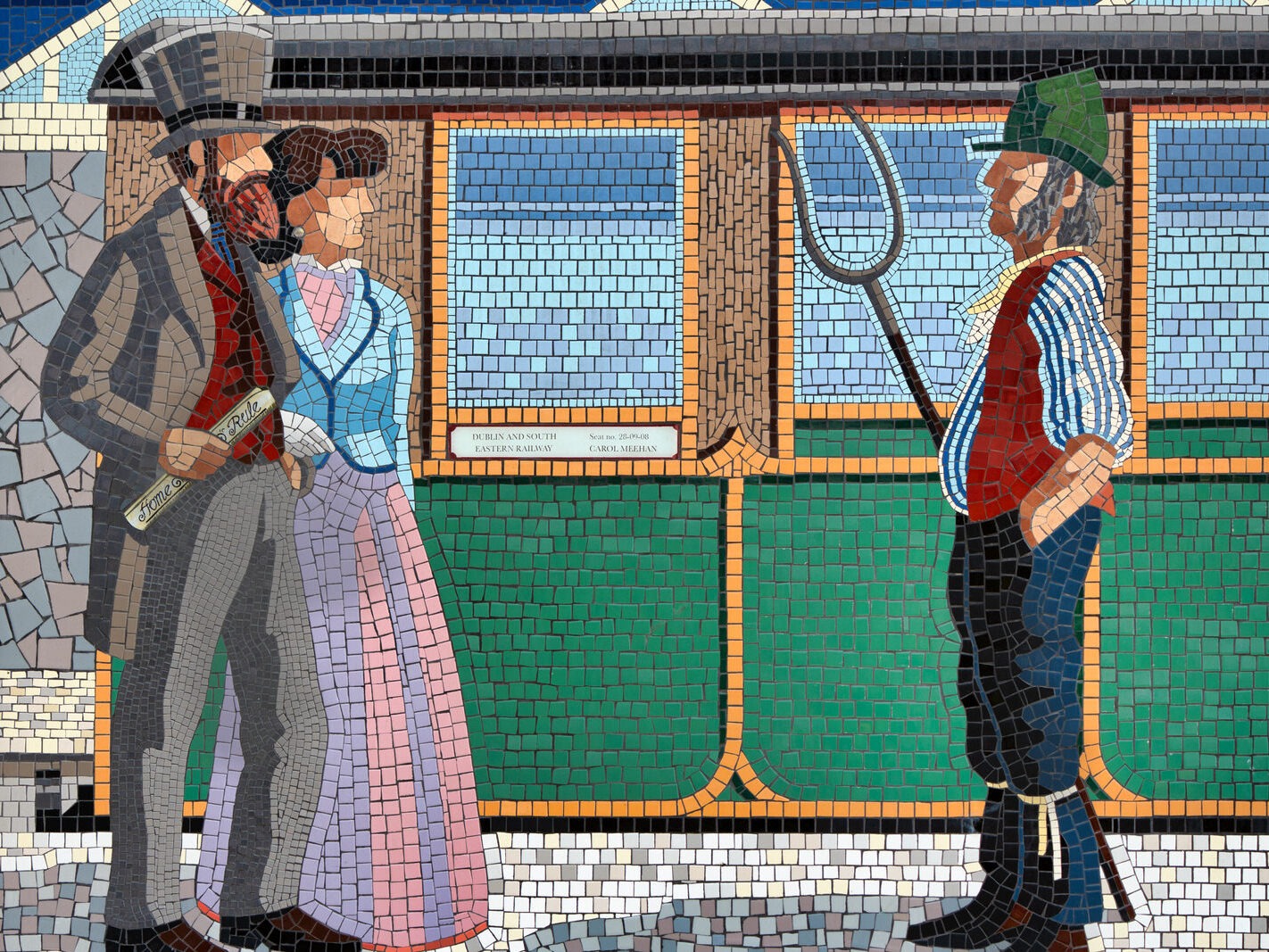 THE MURALS AND MOSAICS AT BRAY DALY TRAIN STATION [PHOTOGRAPHED 7 MAY 2025]-250707-1