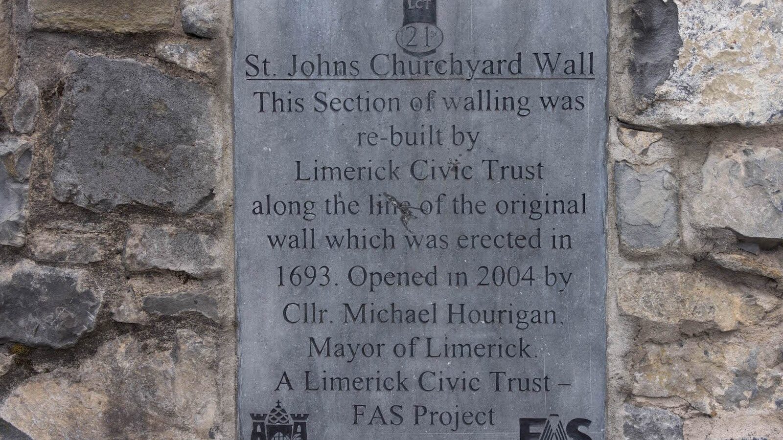 St. JOHN’S CHURCH AND GRAVEYARD IN LIMERICK [CHURCH OF IRELAND] REF-105940-1