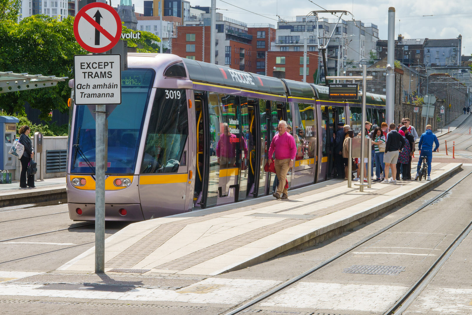 HEUSTON STATION STOP