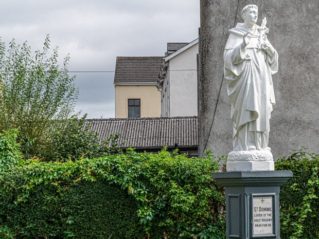 STATUE OF ST DOMINIC AT FRIAR'S BRIDGE IN KILKENNY Saint Dominic, born Domingo de Guzmán in Caleruega, Spain, around 1170, was a pivotal figure in Christian history. From...