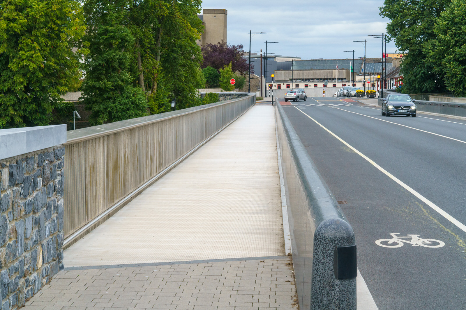 THE NEW ST FRANCIS BRIDGE IN KILKENNY AND THE SURROUNDING AREA [OPENED TO THE PUBLIC IN 2017]-227040-1