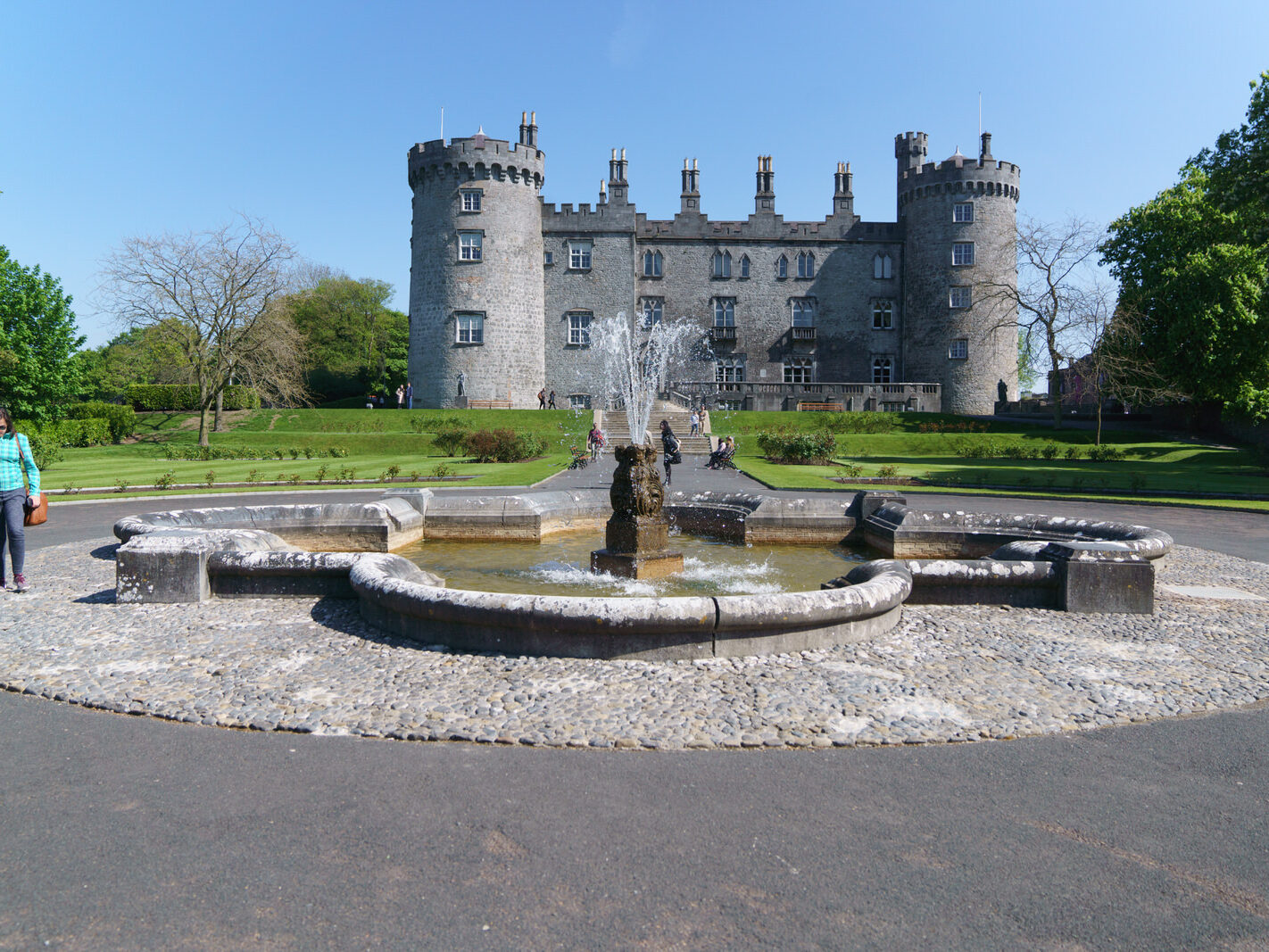 THE KILKENNY CASTLE ESTATE [THERE IS NO REAL NEED TO PAY TO EXPLORE THE CASTLE]-245335-1