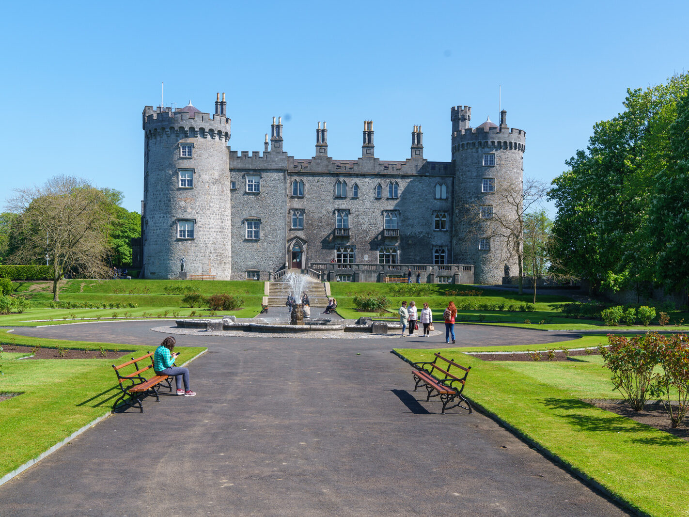 THE KILKENNY CASTLE ESTATE [THERE IS NO REAL NEED TO PAY TO EXPLORE THE CASTLE]-245337-1