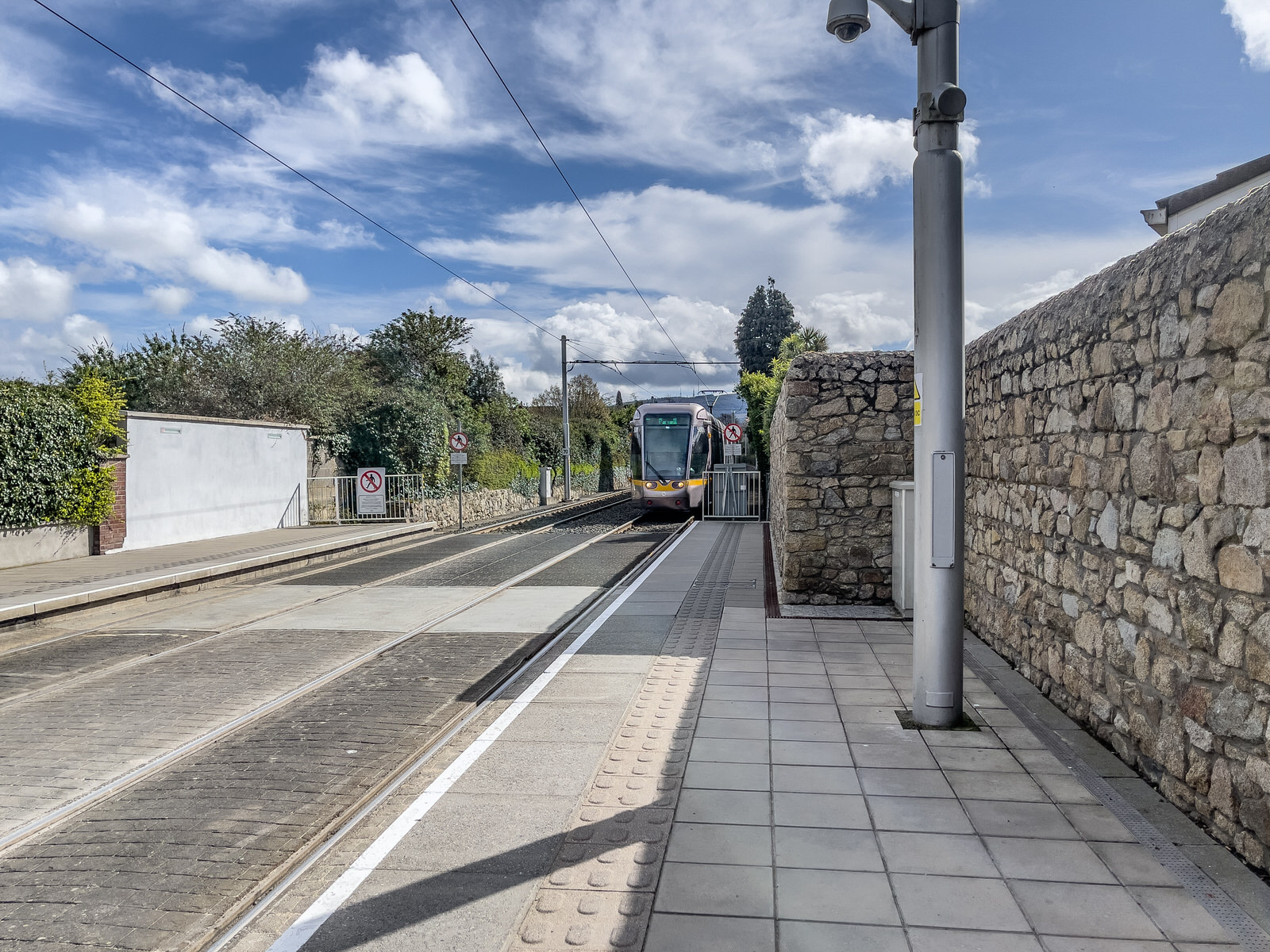 LUAS TRAM STOP AT WINDY ARBOUR AND THE IMMEDIATE AREA