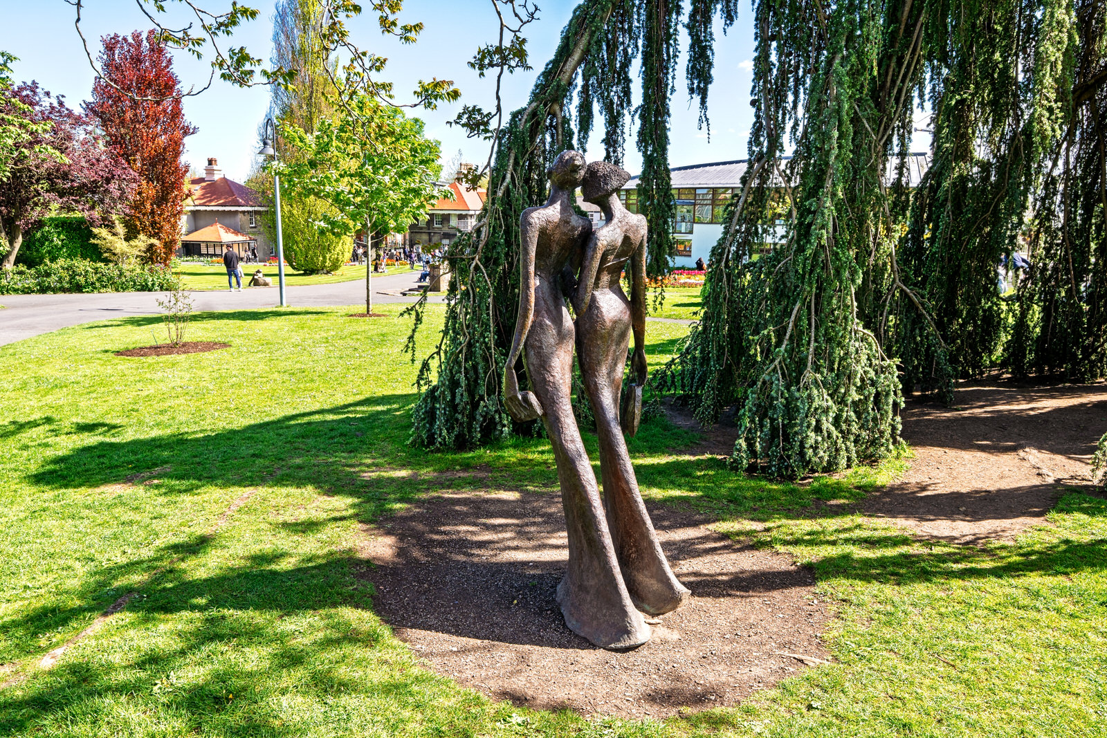 SCULPTURE BY BOB QUINN
