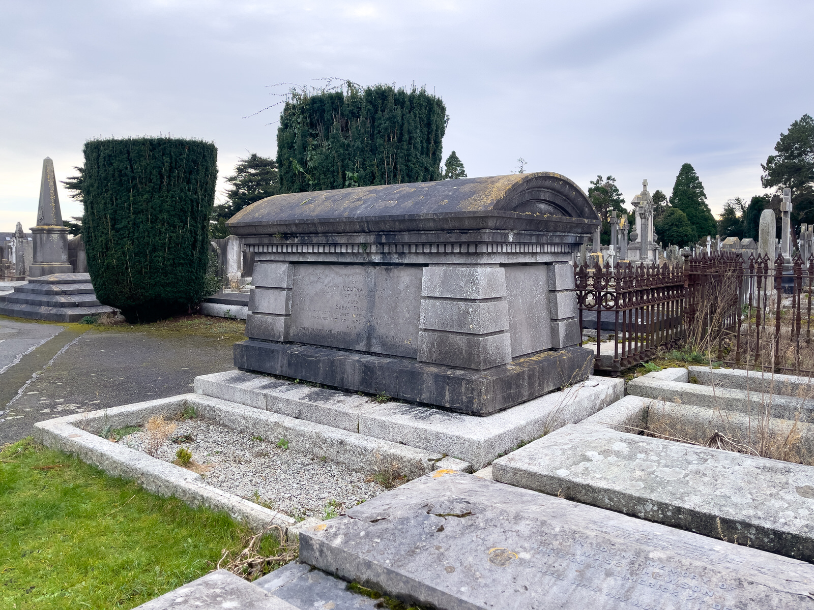 DEANSGRANGE CEMETERY