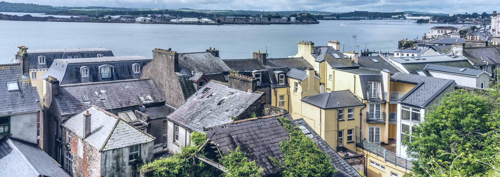 THE ROOFTOPS OF COBH