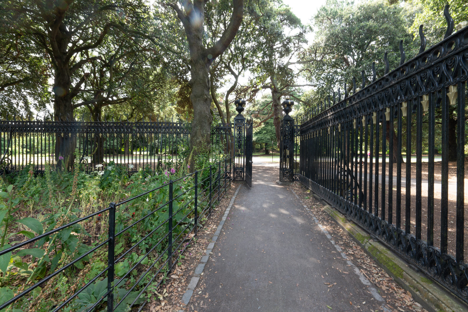 CLOCK TOWER GARDENS