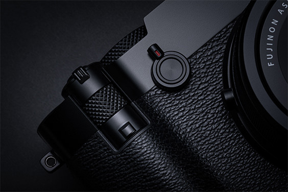 FUJI GFX100RF