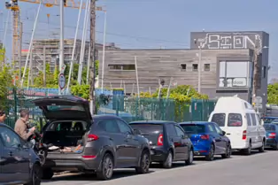 THE BRAY BOXING CLUB NOW UNOCCUPIED [BRAY HARBOUR AND THE IMMEDIATE AREA 7 MAY 2025]-250800-1