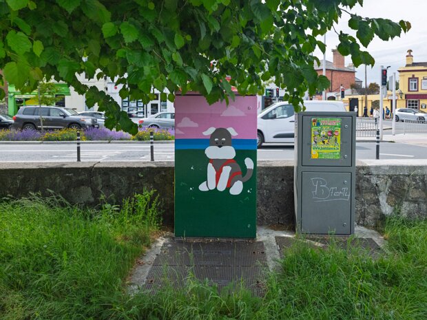 PAINT-A-BOX STREET ART BY EILIS NOLAN