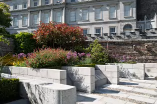 THE GARDA MEMORIAL GARDEN [LOCATED WITHIN THE DUBHLINN GARDENS AT DUBLIN CASTLE]-251257-1