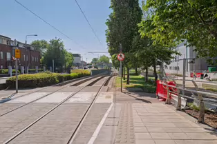 RIALTO TRAM STOP AT GLENMALURE VILLAS - JAMES'S WALK [WEDNESDAY 14 MAY 2025]-251232-1