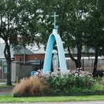 MARY QUEEN OF LOURDES MARIAN STATUE [FASSAUGH AVENUE TRAFFIC ISLAND - OR IS IT A ROUNDABOUT] 002