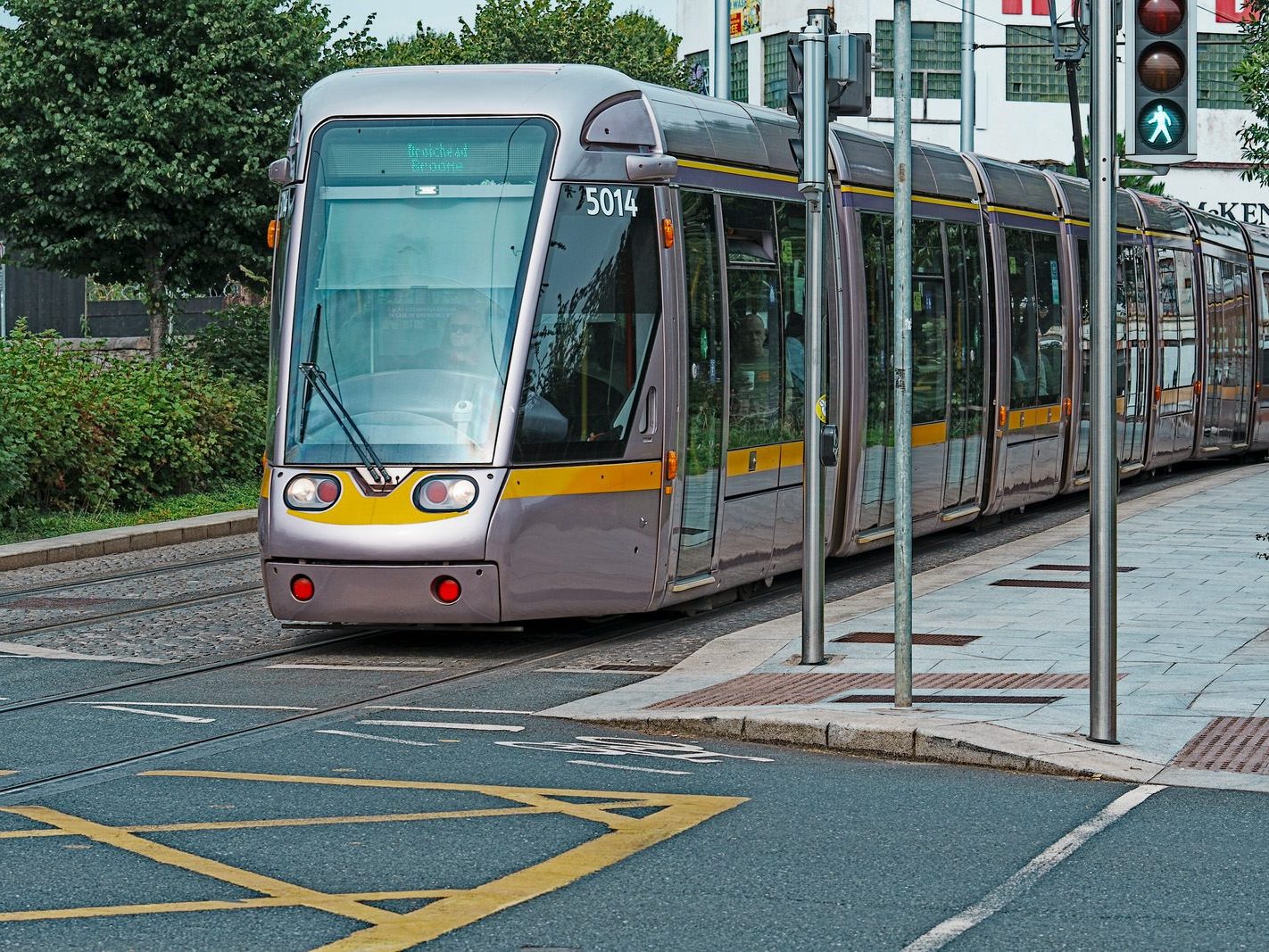 PUBLIC TRANSPORT AT BROADSTONE [RANDOM IMAGES OF LUAS TRAMS ARRIVING AND LEAVING] 016