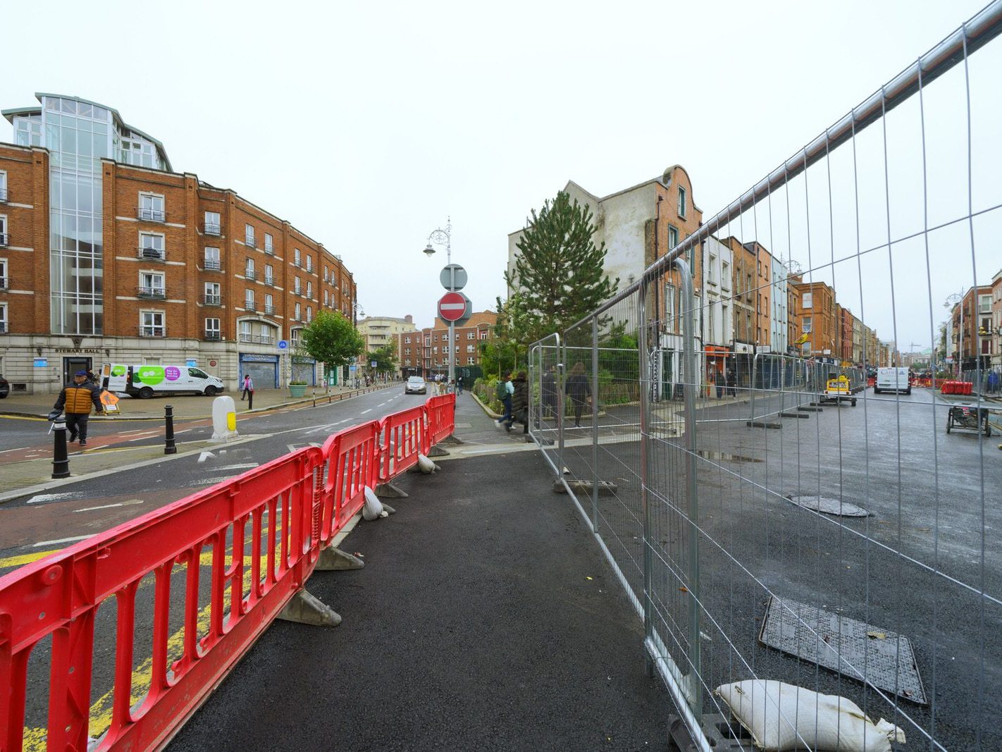 CAPEL STREET ON A DULL WET DAY [INTERIM CAPEL STREET IMPROVEMENT WORKS ARE NOW ONGOING] 005