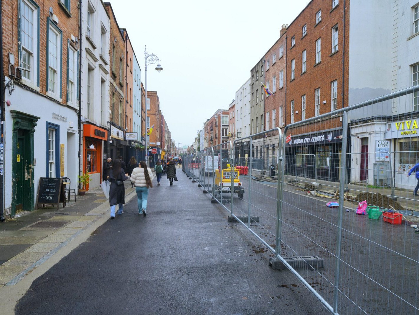 CAPEL STREET ON A DULL WET DAY [INTERIM CAPEL STREET IMPROVEMENT WORKS ARE NOW ONGOING] 006