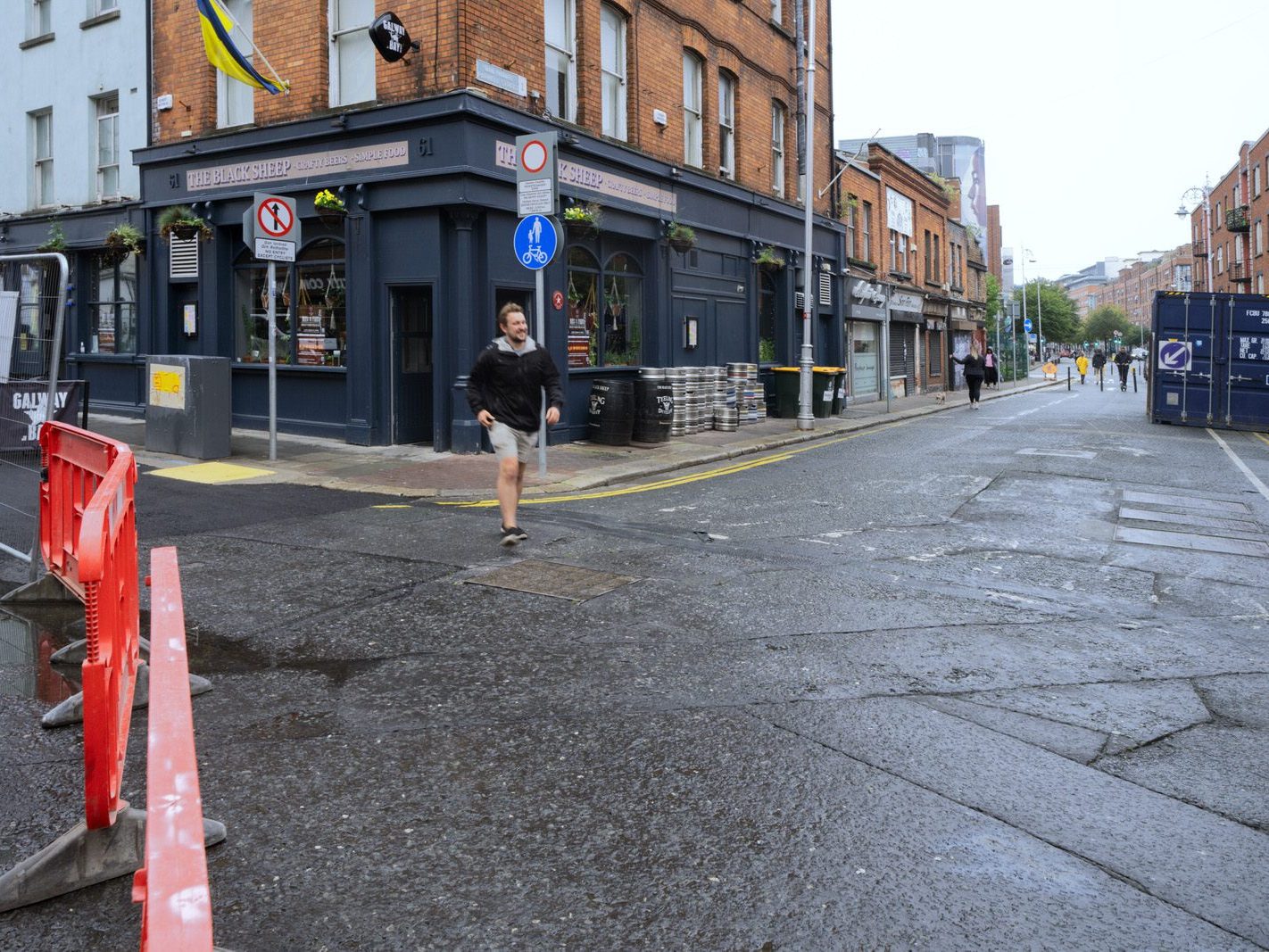 CAPEL STREET ON A DULL WET DAY [INTERIM CAPEL STREET IMPROVEMENT WORKS ARE NOW ONGOING] 013