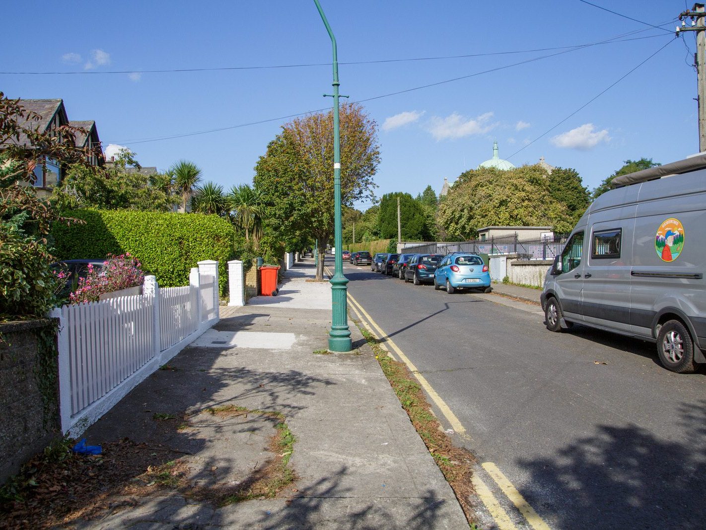 VALENTIA ROAD [A SHORT ROAD CONNECTING HOME FARM ROAD AND GRIFFITH AVENUE] 015