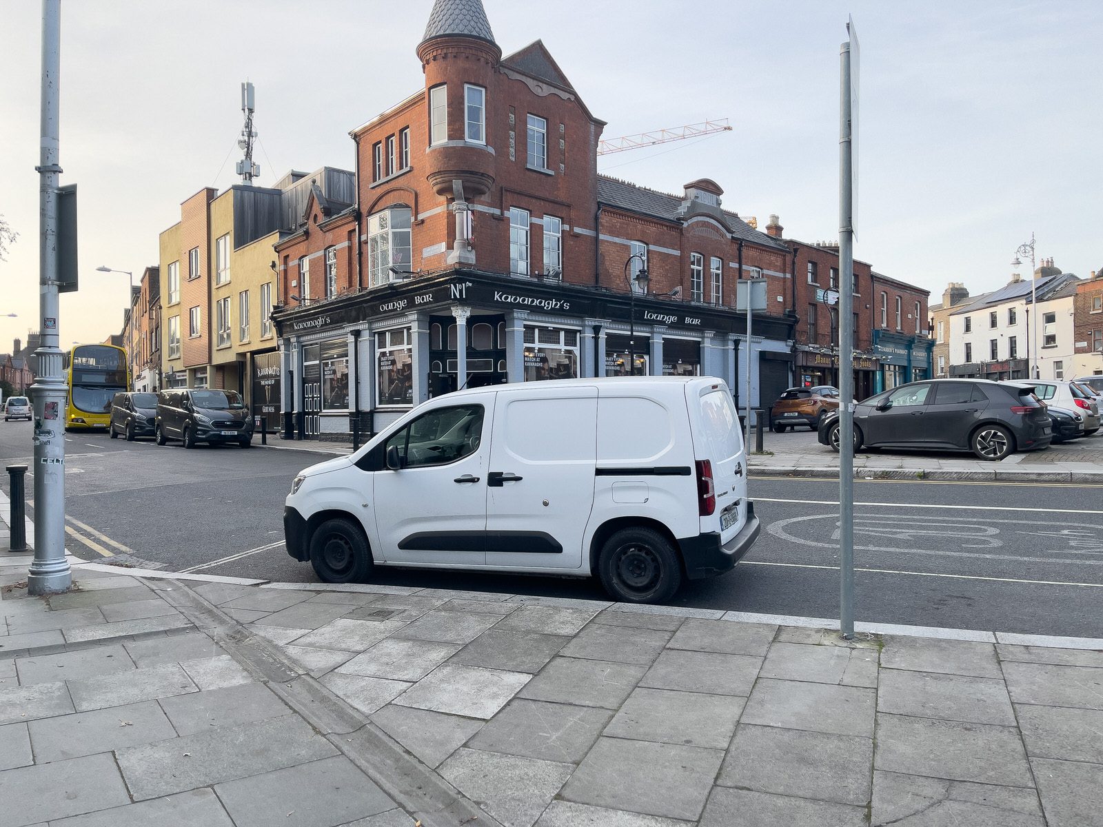 EXPLORING MANOR STREET IN STONEYBATTER [WITH MY iPHONE 12 PRO MAX] 017