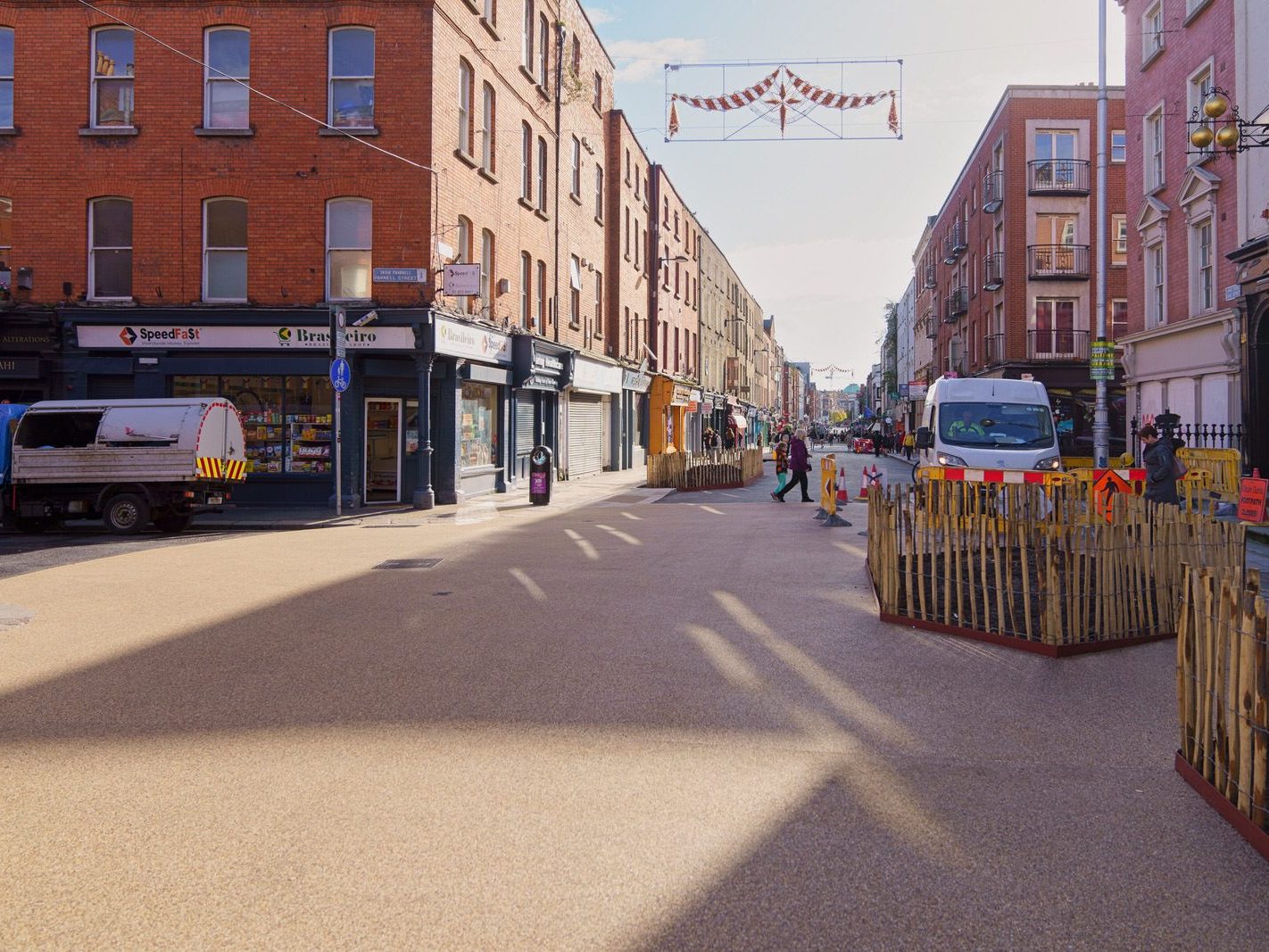 CAPEL STREET IS STILL A W.I.P. [THE PERIOD BETWEEN HALLOWEEN AND CHRISTMAS]-224783-1