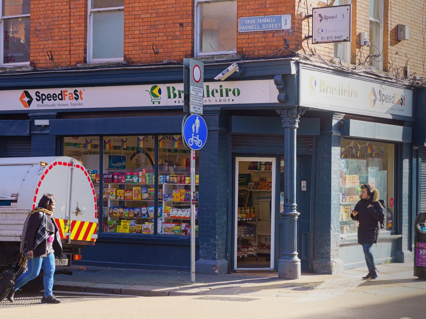 CAPEL STREET IS STILL A W.I.P. [THE PERIOD BETWEEN HALLOWEEN AND CHRISTMAS]-224786-1
