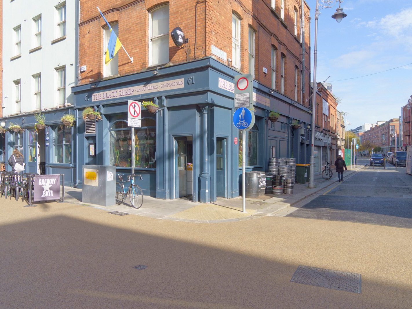 CAPEL STREET IS STILL A W.I.P. [THE PERIOD BETWEEN HALLOWEEN AND CHRISTMAS]-224789-1