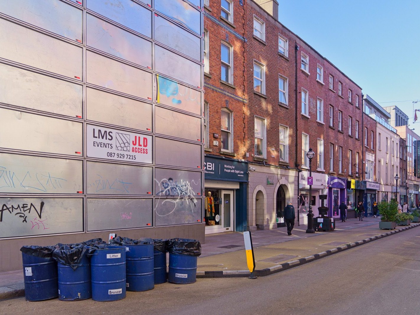 CAPEL STREET IS STILL A W.I.P. [THE PERIOD BETWEEN HALLOWEEN AND CHRISTMAS]-224802-1