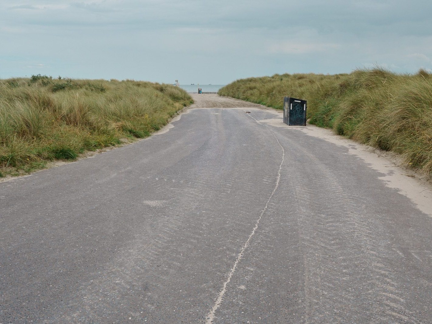 THE CAUSEWAY ROAD [FROM JAMES LARKIN ROAD TO NORTH BULL ISLAND]-225663-1