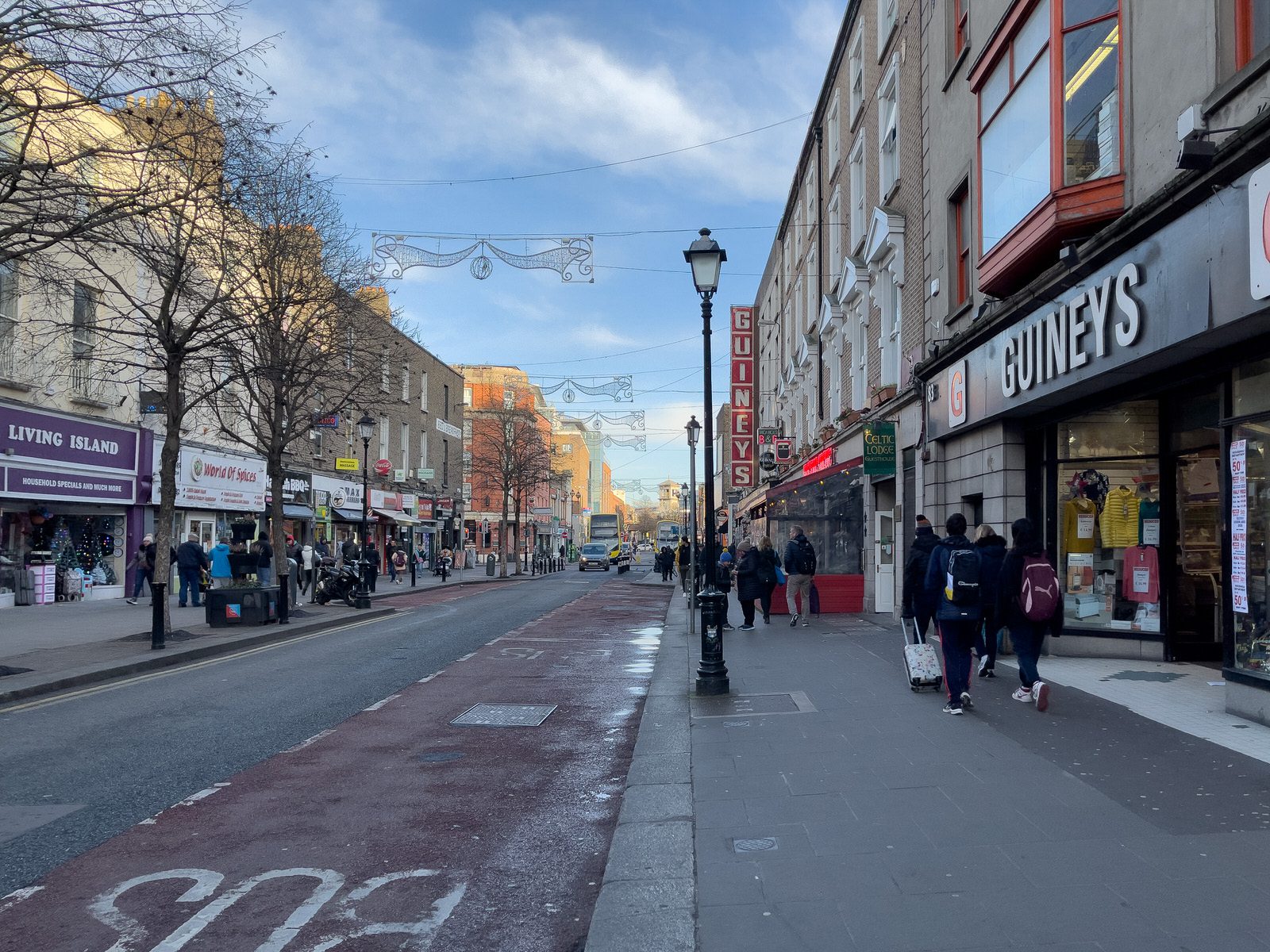 TALBOT STREET [FAILS TO MEET ITS POTENTIAL AS A MAJOR SHOPPING STREET]-225727-1