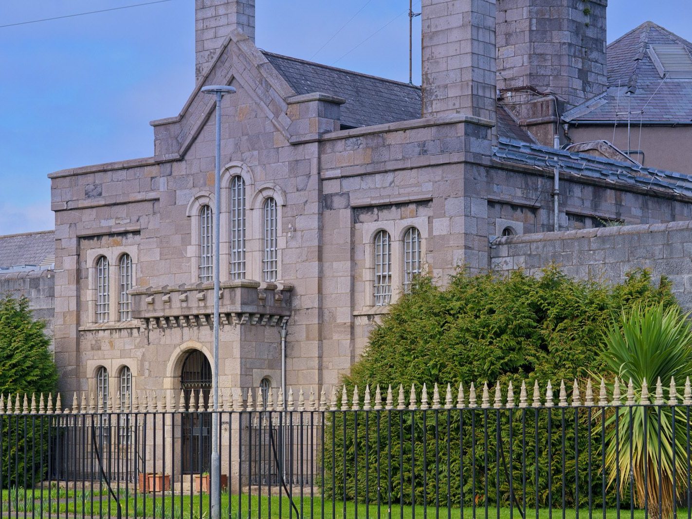 ARBOUR HILL AND STONEYBATTER [DUBLIN 7 COMMUNITIES WITH A UNIQUE BUT DIVERSE HISTORY]-228732-1