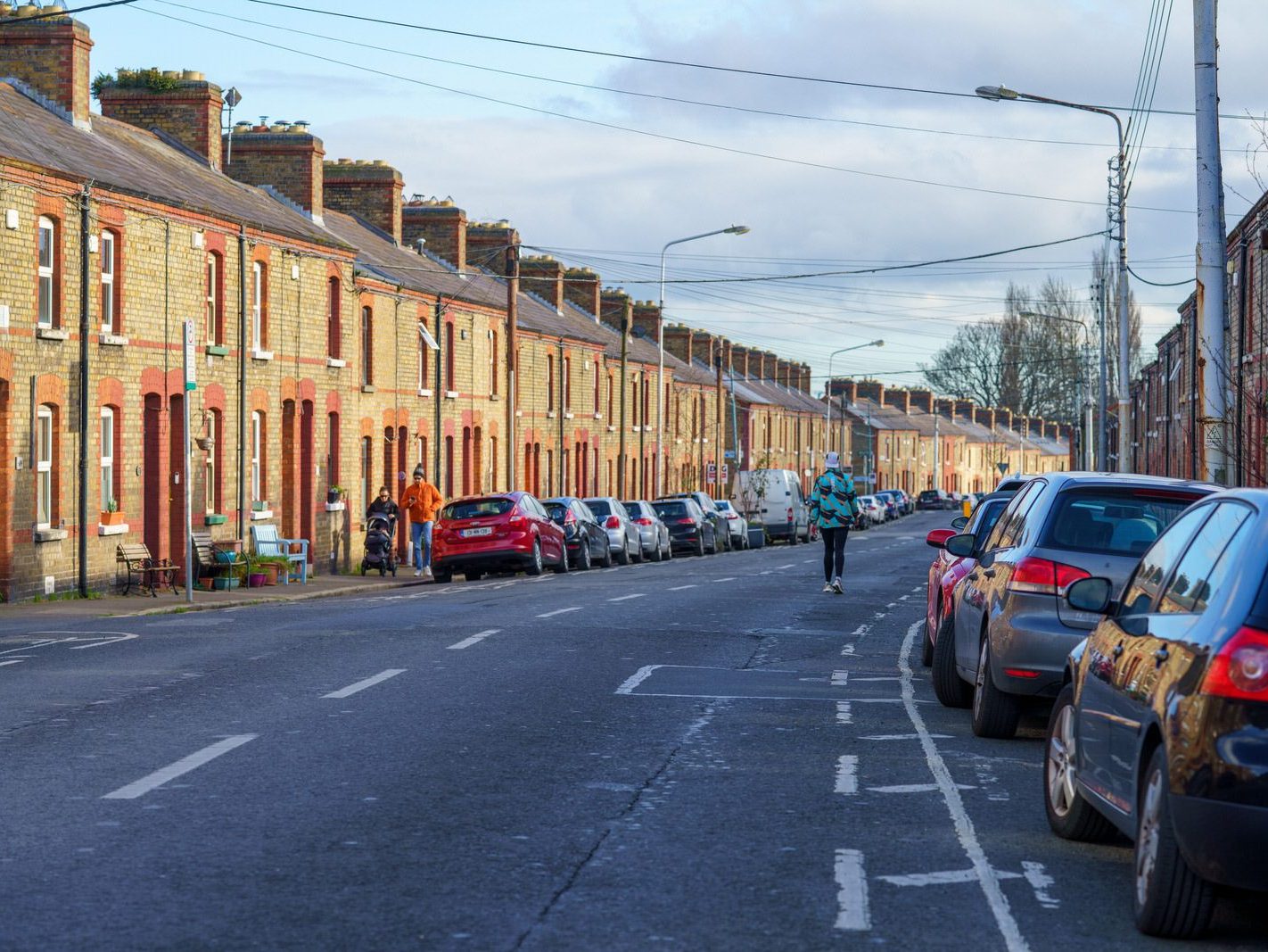 ARBOUR HILL AND STONEYBATTER [DUBLIN 7 COMMUNITIES WITH A UNIQUE BUT DIVERSE HISTORY]-228816-1
