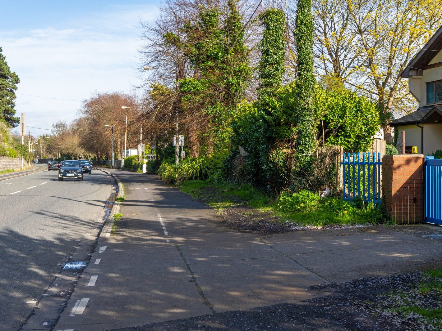 A WALK ALONG CHAPELIZOD ROAD [FROM DUBLIN TO THE VILLAGE 18 MARCH 2024]-223407-1