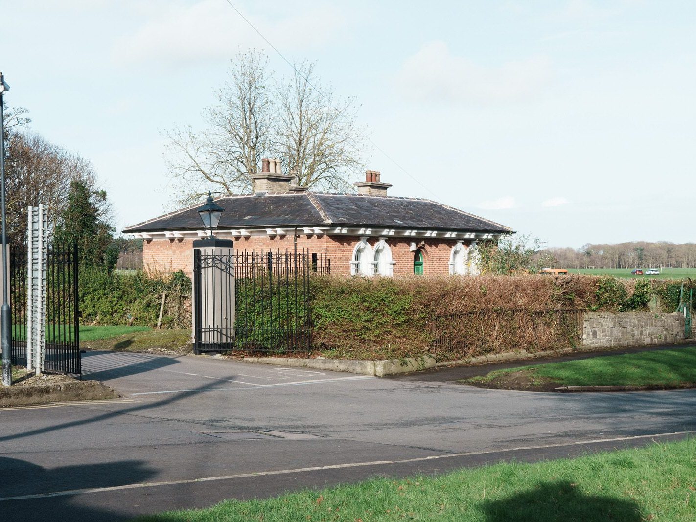 CHAPELIZOD GATE AND ST. MARY'S HOSPITAL IN PHOENIX PARK [28 MARCH 2024]-223445-1