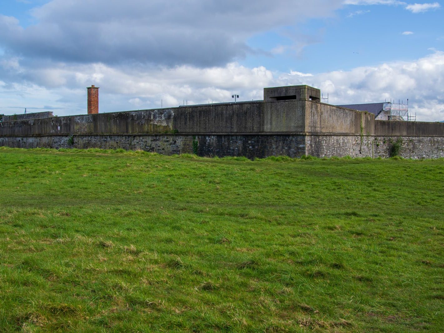 THE MAGAZINE FORT IN PHOENIX PARK [THERE IS MUCH INFORMATION AND A COMPLICATED STORY]-223477-1