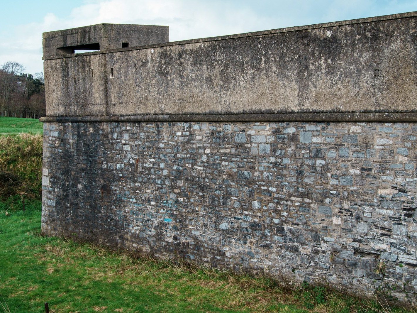 THE MAGAZINE FORT IN PHOENIX PARK [THERE IS MUCH INFORMATION AND A COMPLICATED STORY]-223488-1