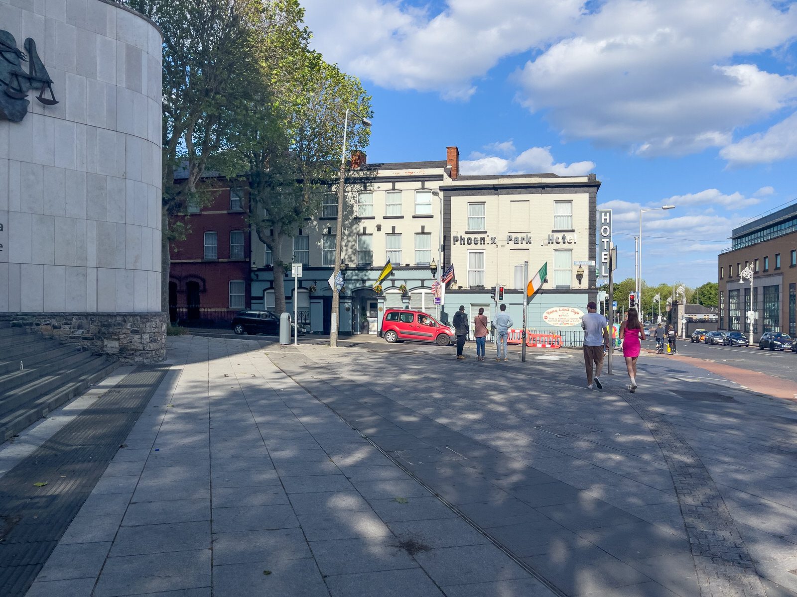 PARKGATE STREET [A GATEWAY TO DUBLIN'S HISTORY AND PARKLANDS]-234202-1