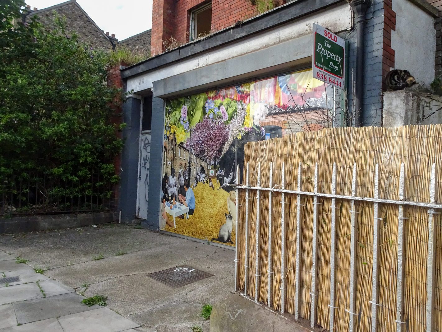 30 MANOR STREET WAS ONCE A SHOP BUT IT HAS BEEN SOLD [FOR MANY YEARS IT WAS A MAJOR DERELICT EYESORE] X-236708-1